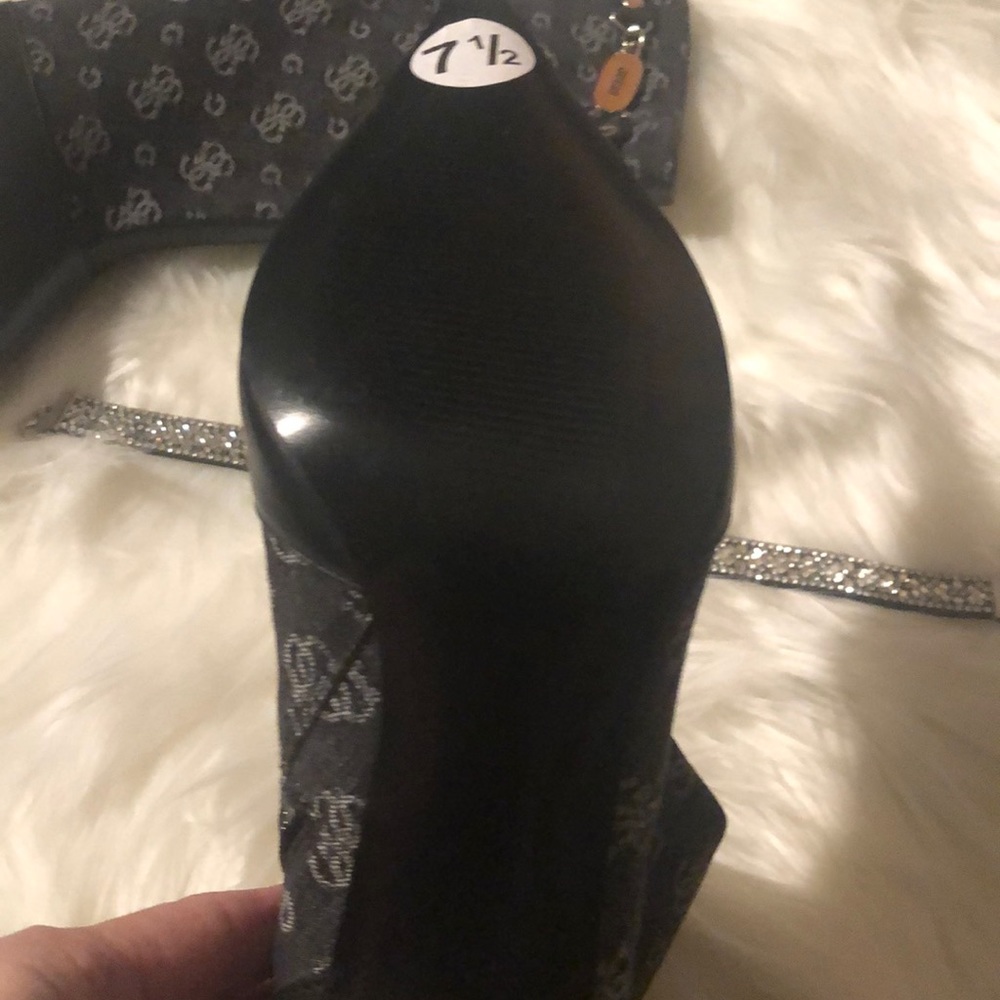 Guess Pointed Booties. - image 3